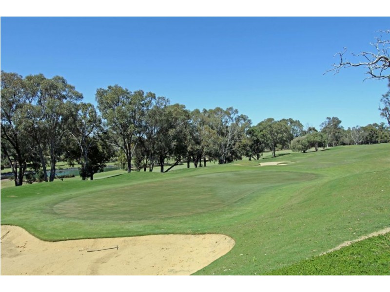 4/44 Oaklands Avenue, Halls Head WA 6210