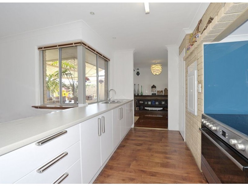 10 Hanson Way, Dudley Park WA 6210