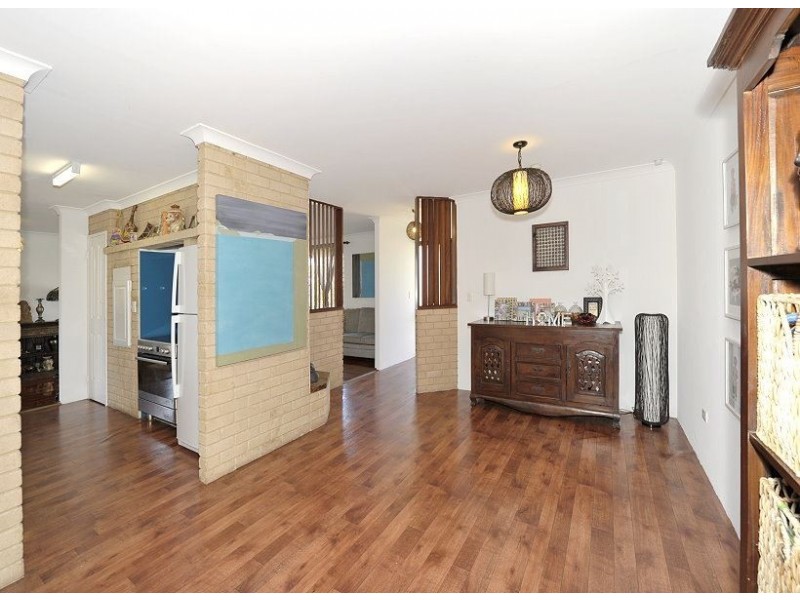 10 Hanson Way, Dudley Park WA 6210