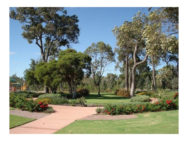 42 Gibbs Circuit, Ravenswood WA 6208