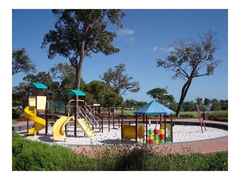 42 Gibbs Circuit, Ravenswood WA 6208