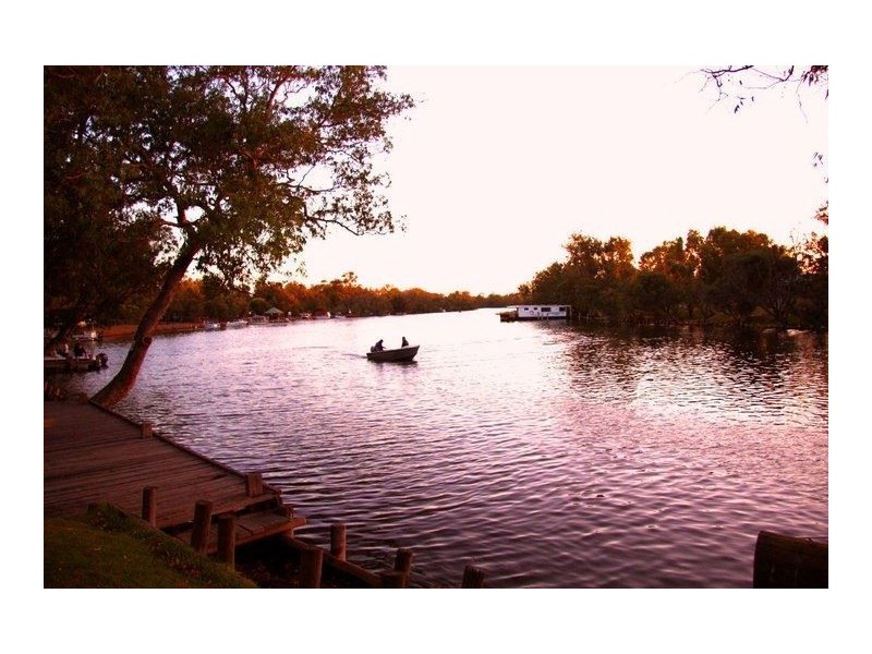 42 Gibbs Circuit, Ravenswood WA 6208