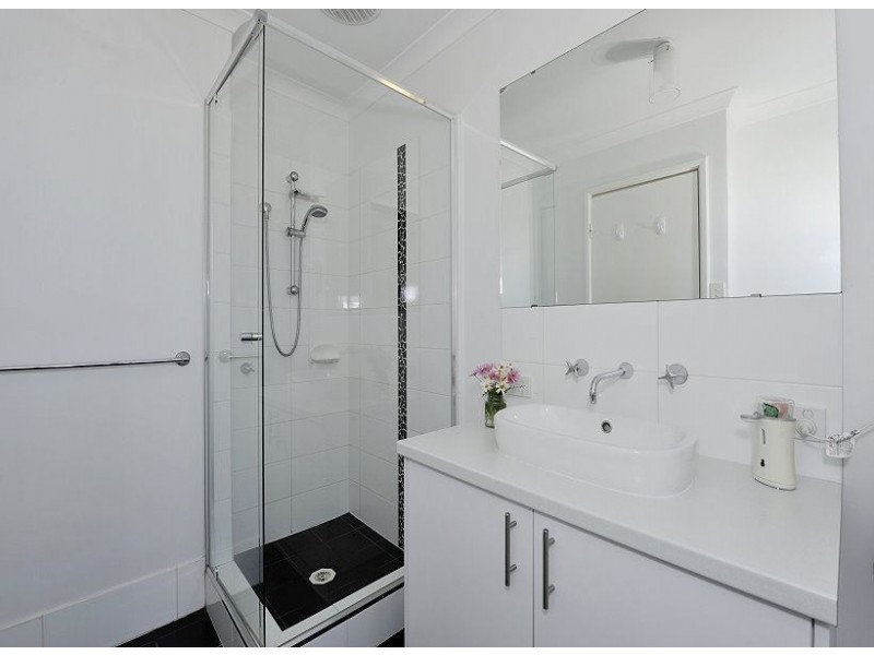 1 Williams Place, Waroona WA 6215