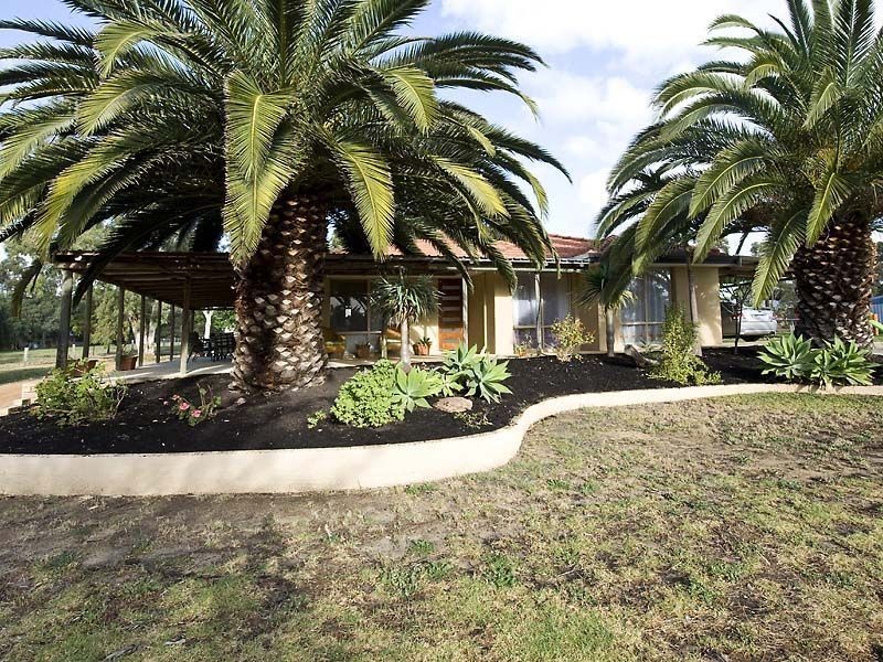 44 Dallas Street, Waroona WA 6215