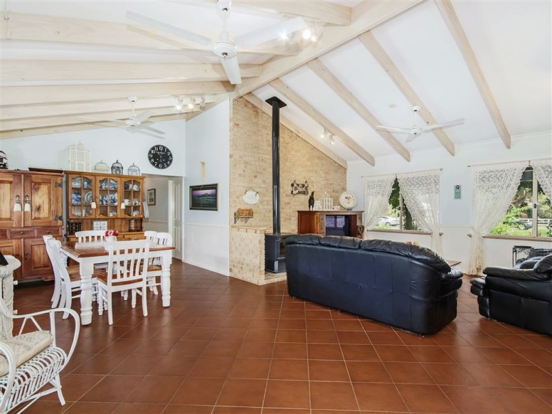 35 Gladstone Street, Cookernup WA 6220