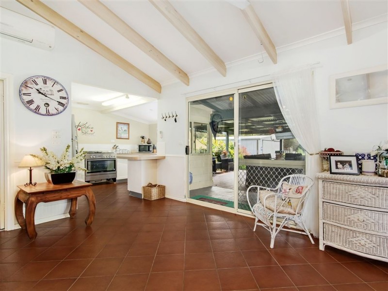 35 Gladstone Street, Cookernup WA 6220