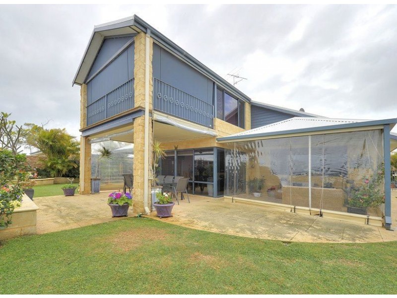 22 Carnarvon Way, Erskine WA 6210