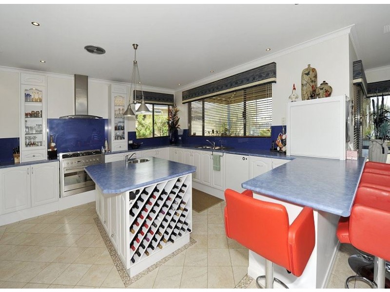 22 Carnarvon Way, Erskine WA 6210