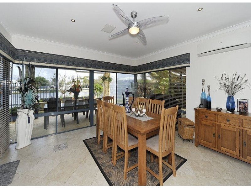 22 Carnarvon Way, Erskine WA 6210