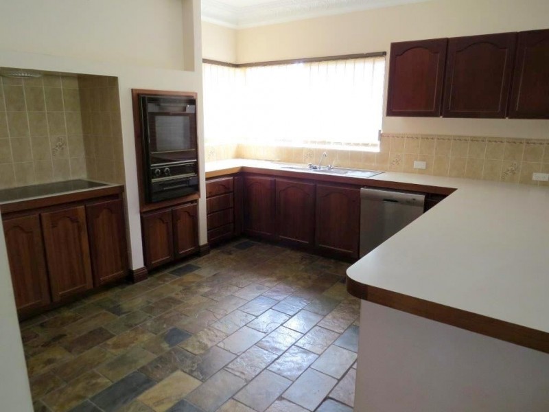 52 Culeenup Road, North Yunderup WA 6208