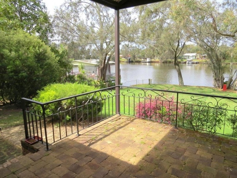 52 Culeenup Road, North Yunderup WA 6208