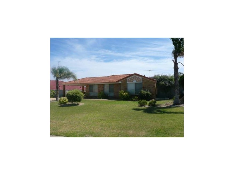 44 Admiralty Crescent, Halls Head WA 6210