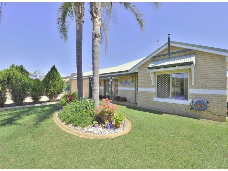 44 Casuarina Drive, Halls Head WA 6210