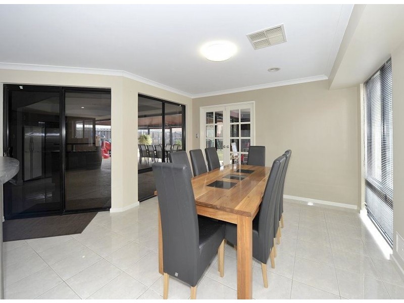 47 Pebble Beach Boulevard, Meadow Springs WA 6210