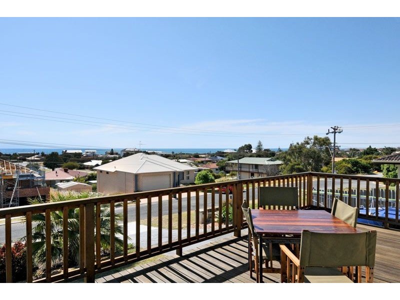 23 Selene Way, San Remo WA 6210