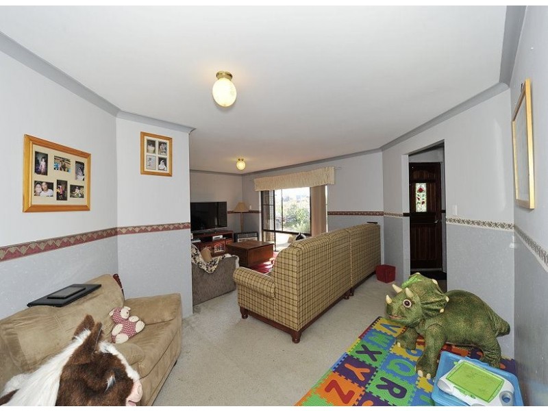 22 Bentley Street, Singleton WA 6175