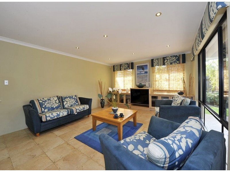 20 Cohen Vista, Lakelands WA 6180