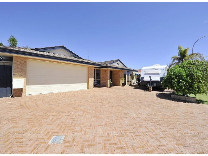 53 Blackwood Parade, Dudley Park WA 6210