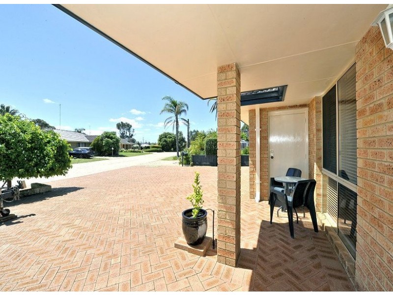 53 Blackwood Parade, Dudley Park WA 6210