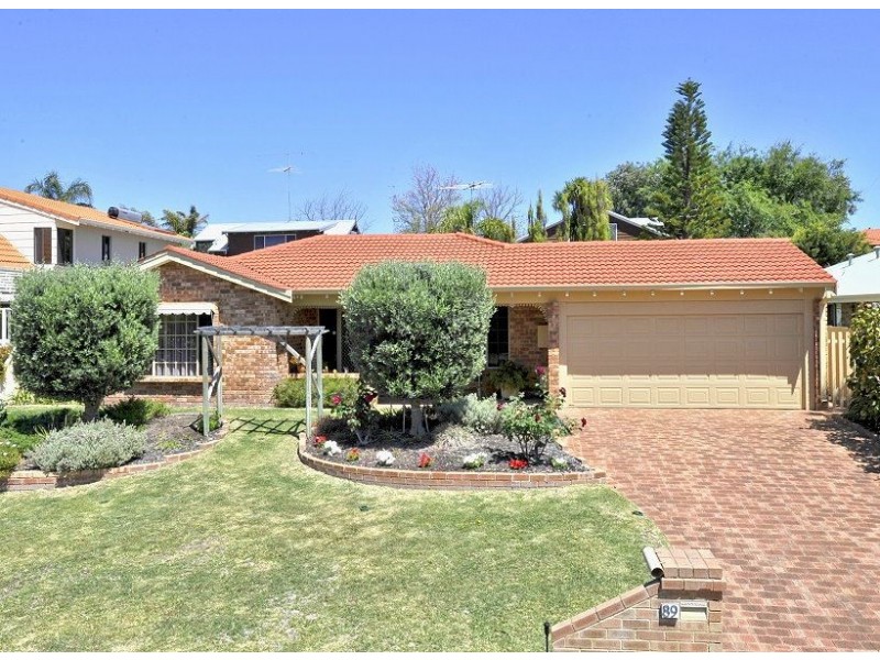 89 Portmarnock Circle, Halls Head WA 6210