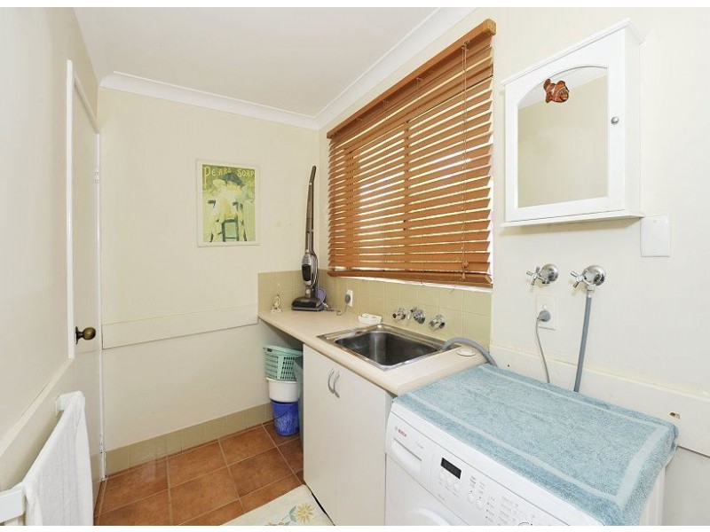 89 Portmarnock Circle, Halls Head WA 6210