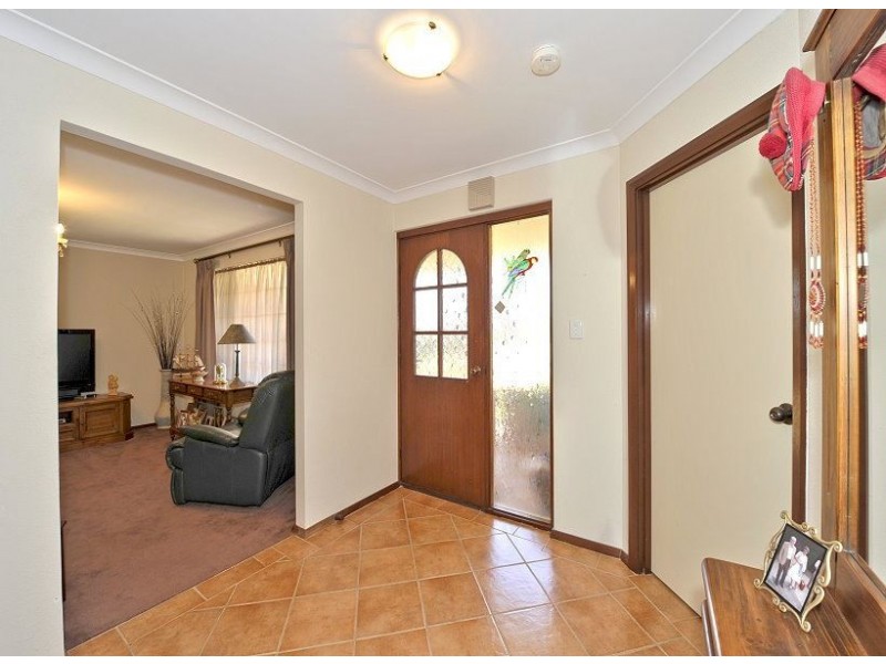 89 Portmarnock Circle, Halls Head WA 6210