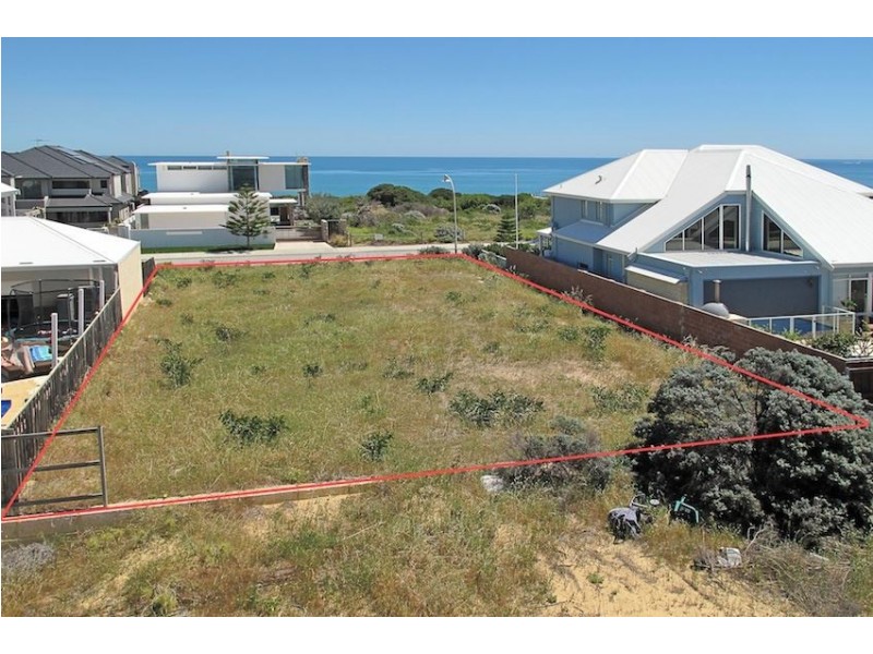 68 Boardwalk Boulevard, Halls Head WA 6210