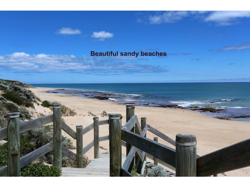 68 Boardwalk Boulevard, Halls Head WA 6210