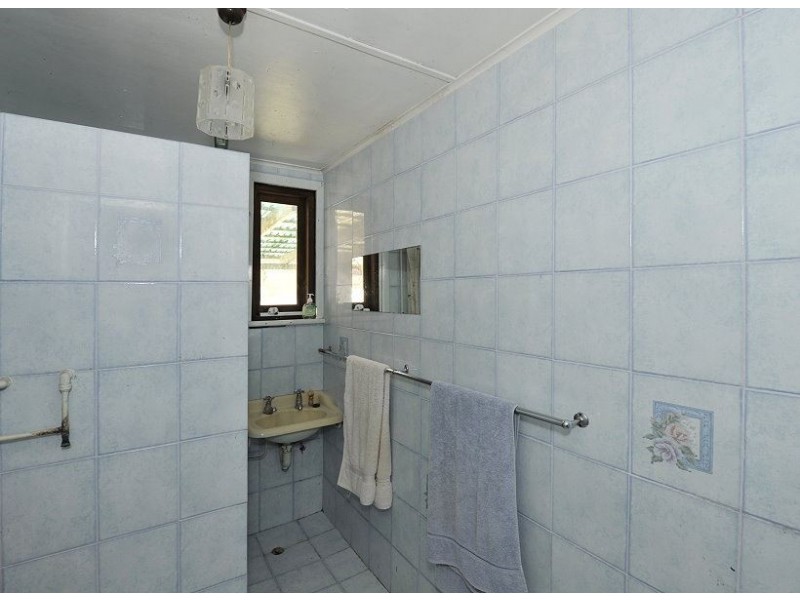 9 Third Ave, Mandurah WA 6210