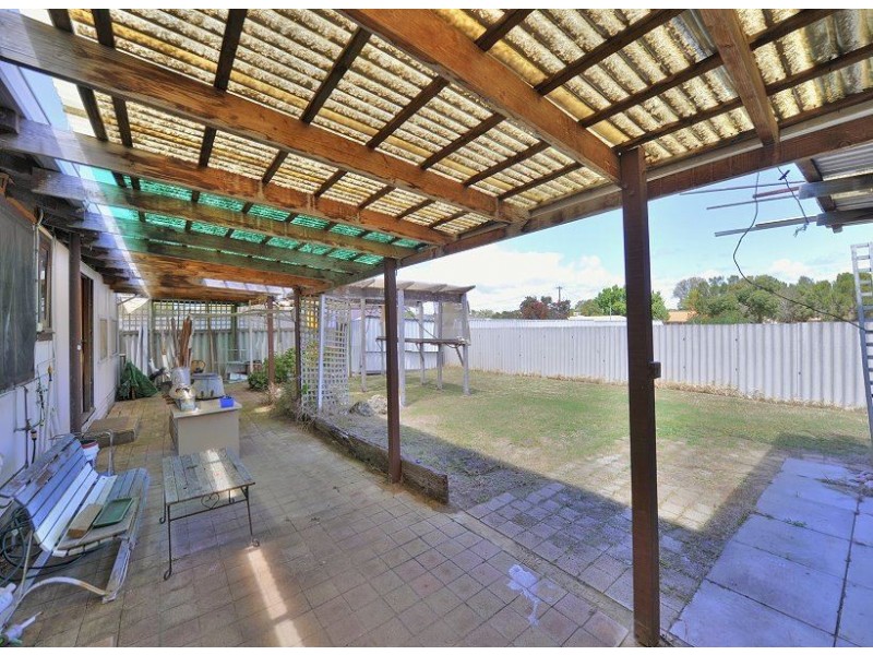 9 Third Ave, Mandurah WA 6210