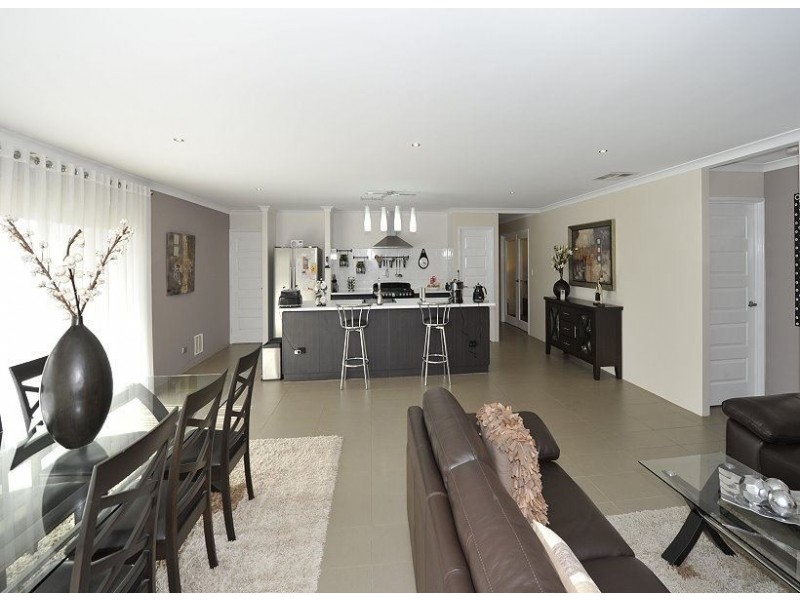 9 Seaview Drive, Singleton WA 6175