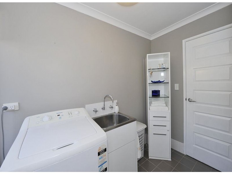 9 Seaview Drive, Singleton WA 6175