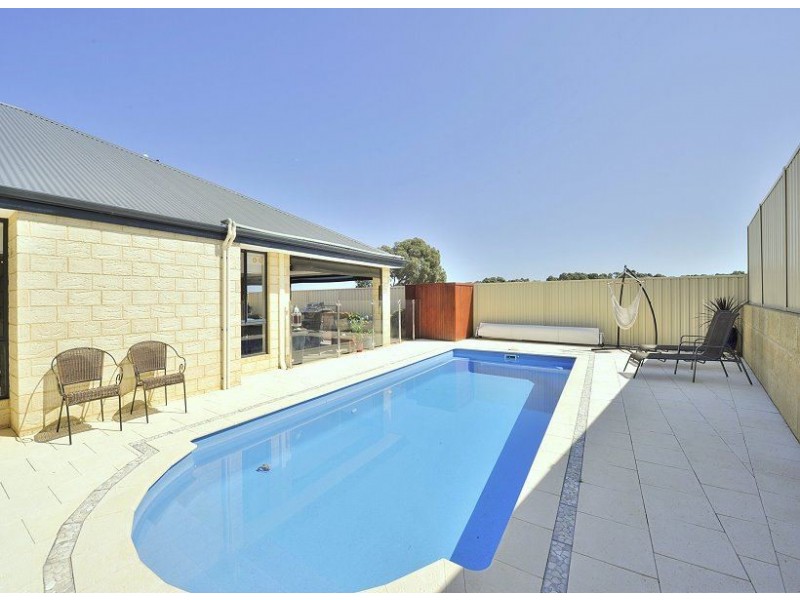 30 Dalwallinu Terrace, Dawesville WA 6211