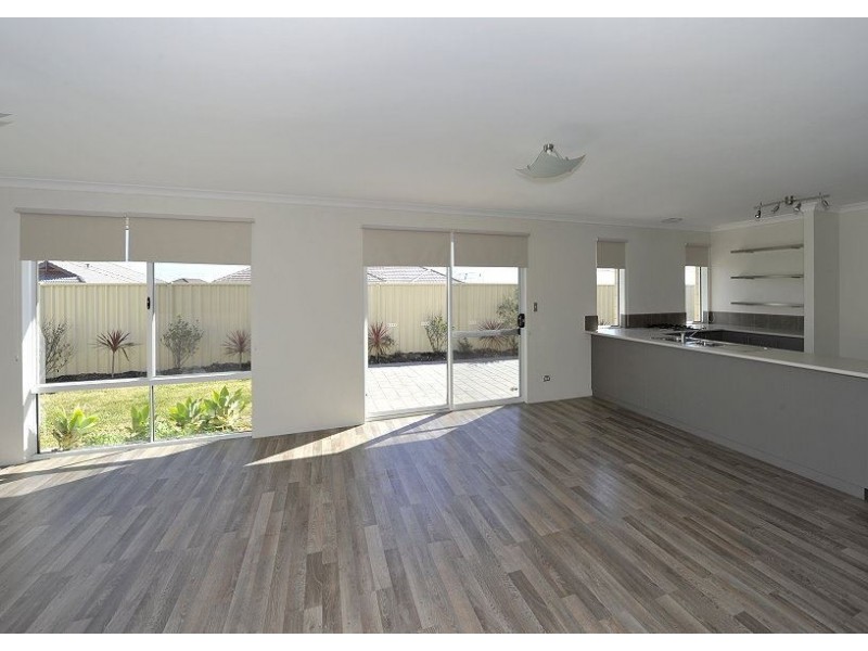 75 Malata Ridge, Lakelands WA 6180