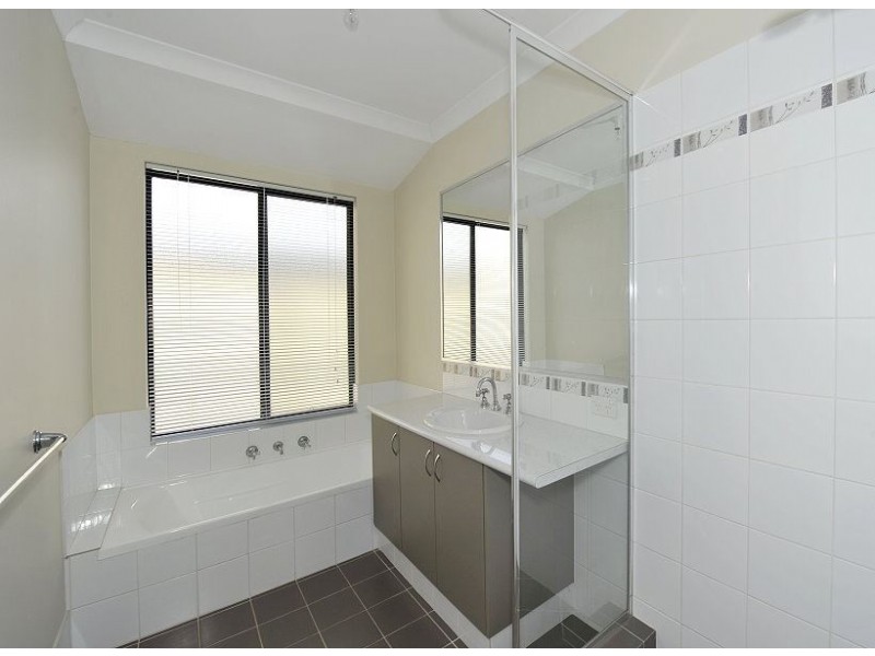 74 Iluka Road, Dawesville WA 6211