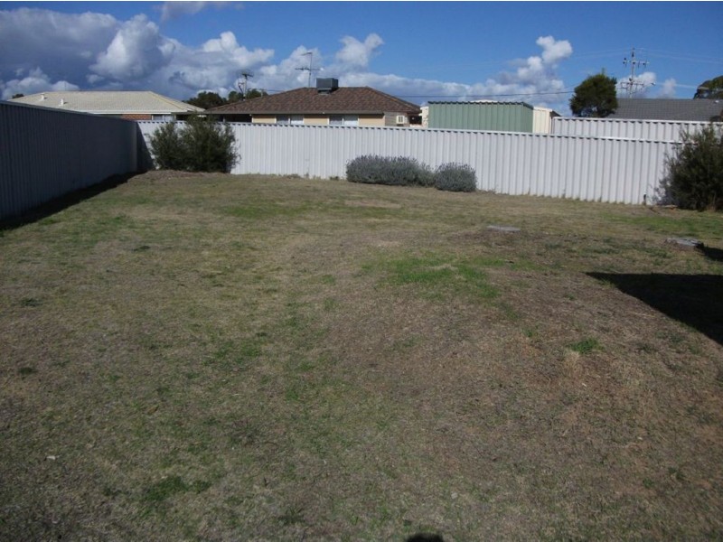 3 Bancroft Street, Greenfields WA 6210