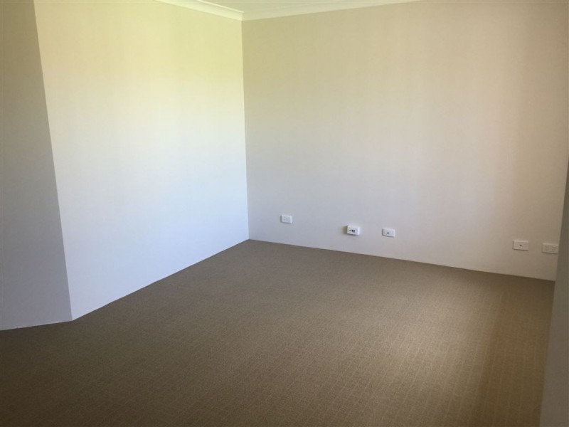 16 Lucidus Retreat, Greenfields WA 6210