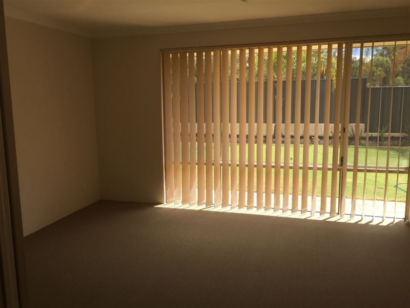 16 Lucidus Retreat, Greenfields WA 6210