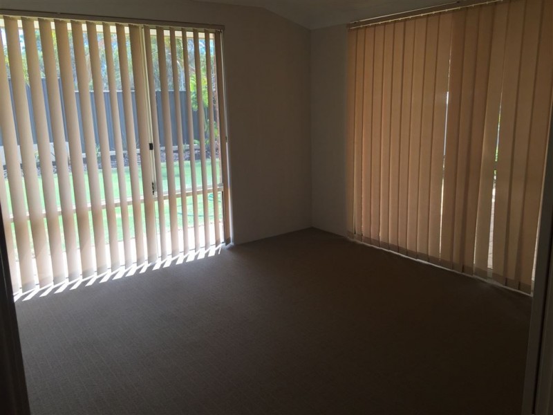 16 Lucidus Retreat, Greenfields WA 6210