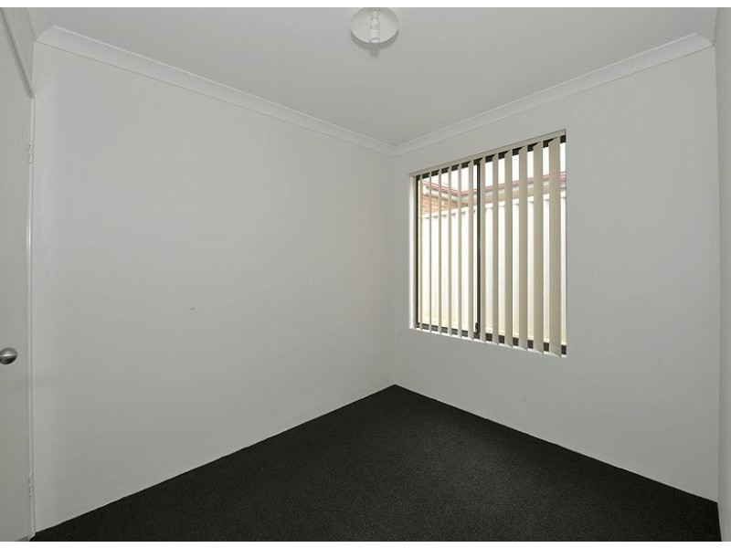 4/1A Hobley Street, Mandurah WA 6210