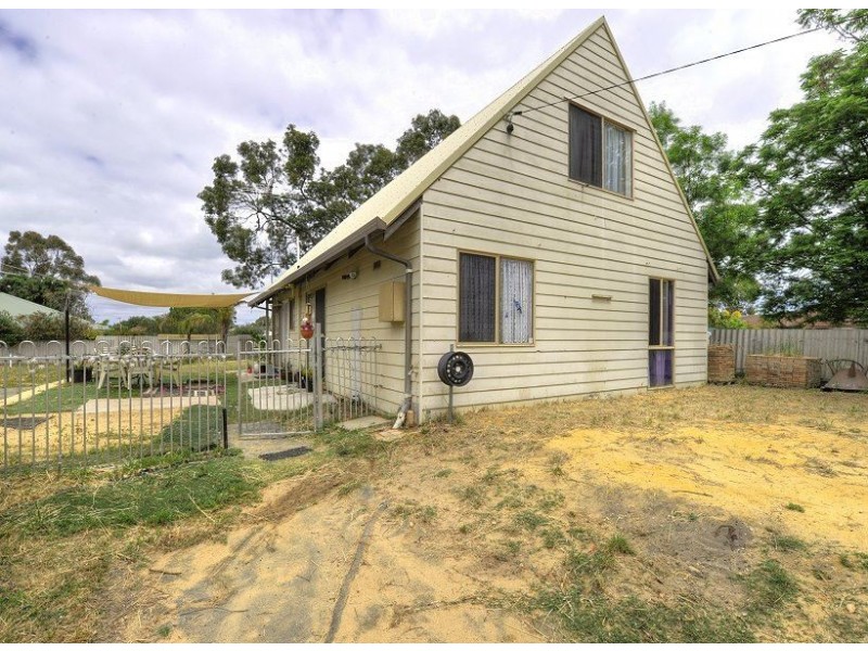 3 Roy Road, Coodanup WA 6210