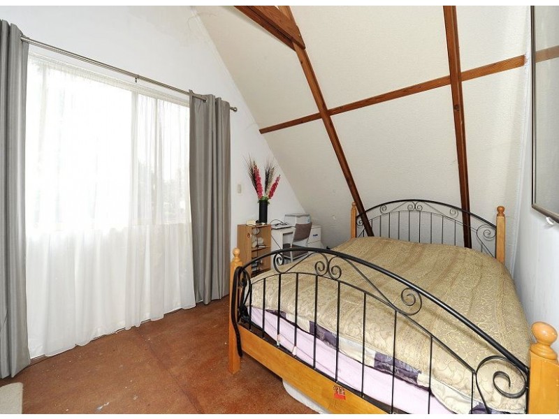 3 Roy Road, Coodanup WA 6210