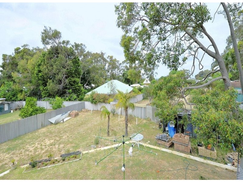 3 Roy Road, Coodanup WA 6210