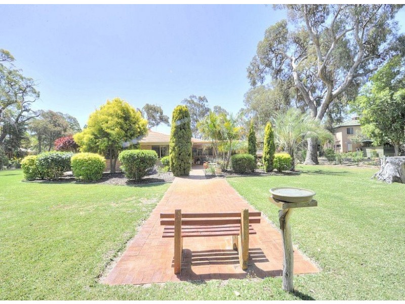 27 Pleasant Grove Circle, Falcon WA 6210