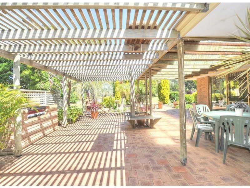 27 Pleasant Grove Circle, Falcon WA 6210