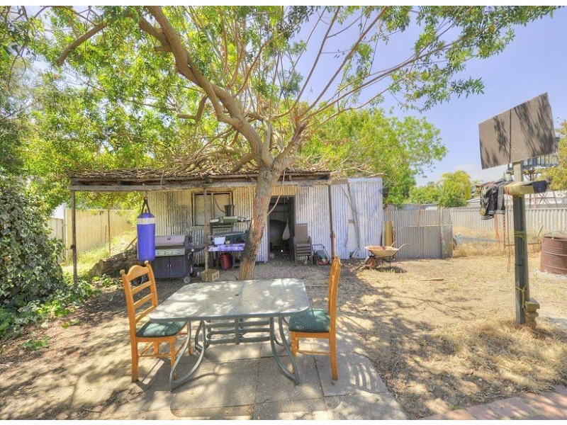 2 Third Avenue, Mandurah WA 6210