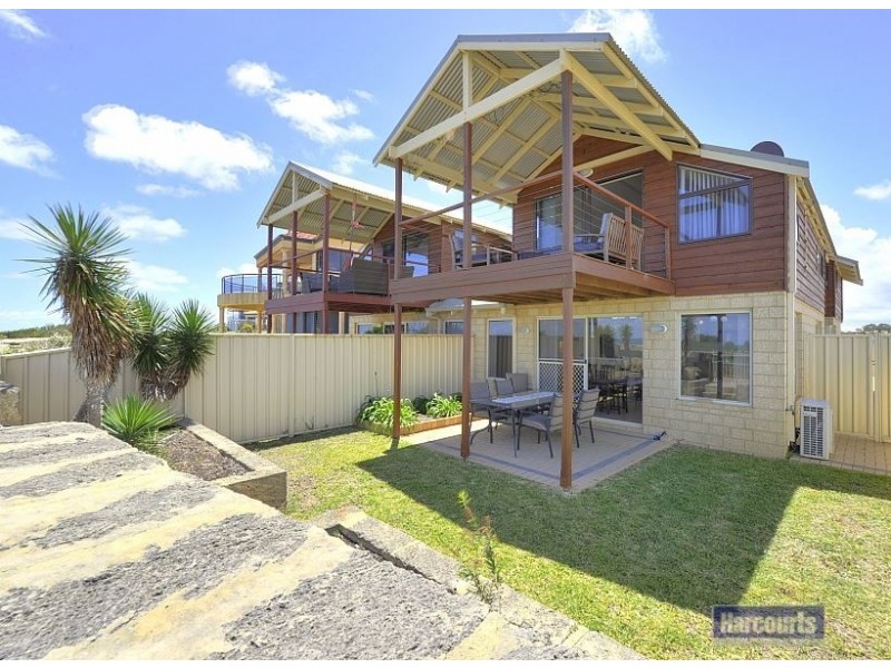 2/19 Calypso Road, Halls Head WA 6210
