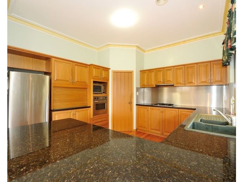 41 Camp Road, Pinjarra WA 6208