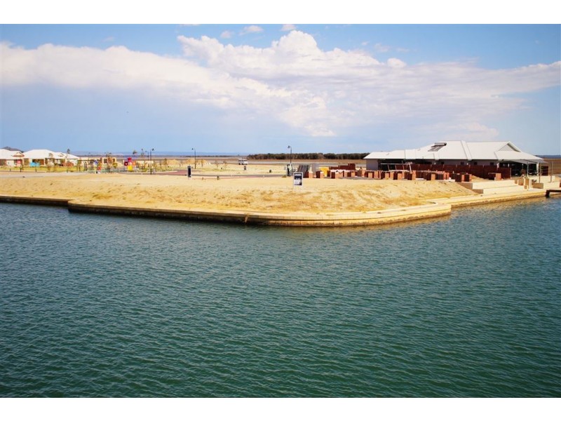 77 Midas Retreat, Dudley Park WA 6210