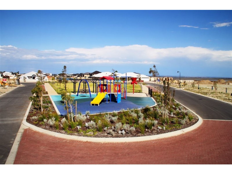 77 Midas Retreat, Dudley Park WA 6210